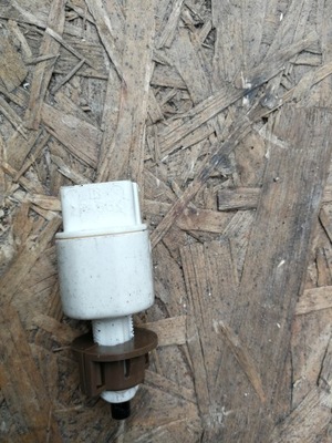 Датчик гальма toyota aygo ii 1.0b фото №1