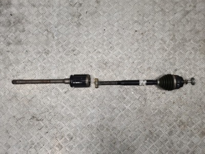 Bmw x5 g05 привідний вал правий перед 8486202 фото №1