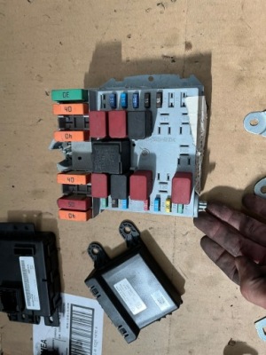 Коробка предохранителей boxer jumper ducato 1376608080 фото №1