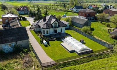 Dom, Kozinki, Zakrzew (gm.), 200 m²