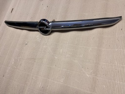 Opel zafira c накладка задній кришки хром 20907405 фото №1