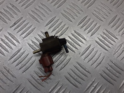 Клапан вакууму mitsubishi colt vi 1.3 k5t48271 фото №1