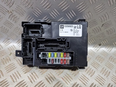 Модуль коробка предохранителей bsi opel meriva b фото №1