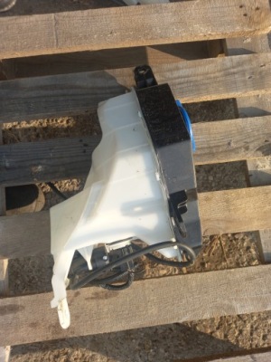 Hyundai ioniq 5 v бачок омывателя kpl фото №1