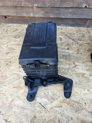 Основа корпус акумулятор vw volkswagen 1k0915333c фото №1