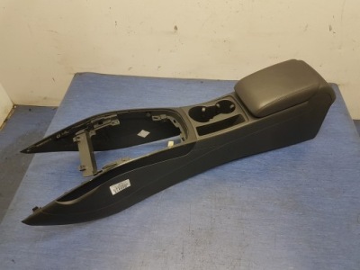 Audi a4 b8 туннель средний 8k0864981f фото №1