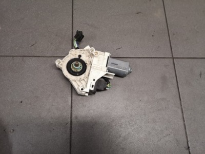 Моторчик скло лівий перед audi a6 c6 4f0959801d фото №1