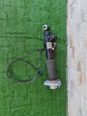 Амортизатор bmw x5 f15 x6 f16 6875089 фото №1