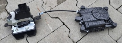 Hyundai santa fe 18r замок доводчик задний крышки 81800s1100 фото №1