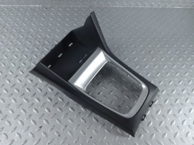 Рамка рычаг переключения передач  subaru levorg 92121va110 фото №1