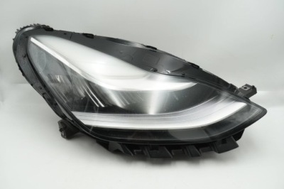 Лампа передня права tesla model 3 full led 1077376-00-c фото №1