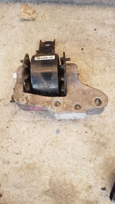 Кронштейн подушка двигателя jeep compass patriot 2,2 фото №1