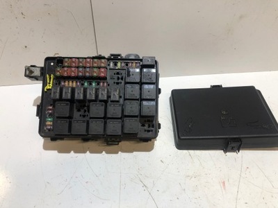 Maserati levante budowa запобіжників 670104256 фото №1