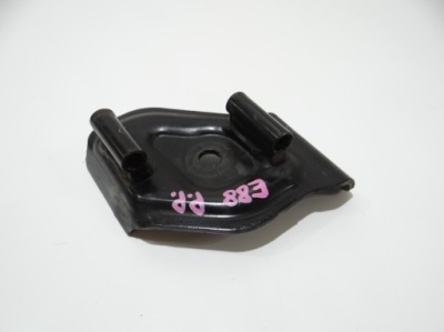 Плита адаптер права bmw e88 7305034 фото №1