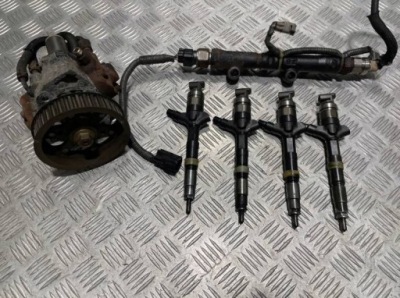 Система паливний упорскування toyota avensis ii t25 2.0d d4d 23670-0g010 фото №1