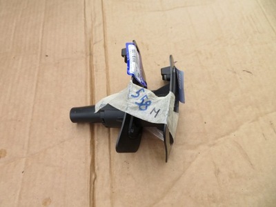 Volvo s60 iii кронштейн распылителя правое левая фото №1