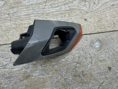 Кронштейн розпилювача лампи ліва bmw 8054923 фото №1