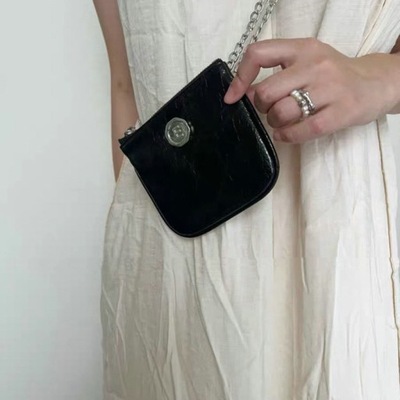 Modna mini srebrna portmonetka w nowym, fajnym stylu
