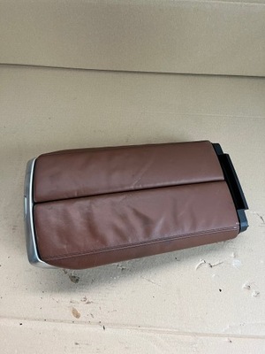 Підлокітник коричневий bmw g14 g15 g16 фото №1