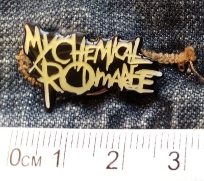 MY CHEMICAL ROMANCE rock pin metalowy