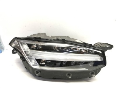 Volvo xc90 рестайлінг  full led фара правий перед 32338953 фото №1