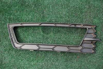 Skoda rapid решітка права бампера заглушка решітка радіатора фото №1