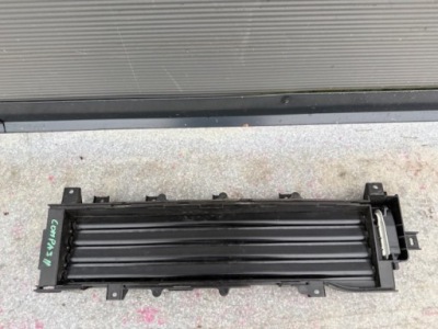 Шторка жалюзі кермо  повітря jeep compass 2 735714880 фото №1