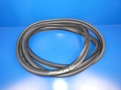 Kia sportage iv 4 2016- прокладка крышки багажника задняя задняя na кузов фото №1