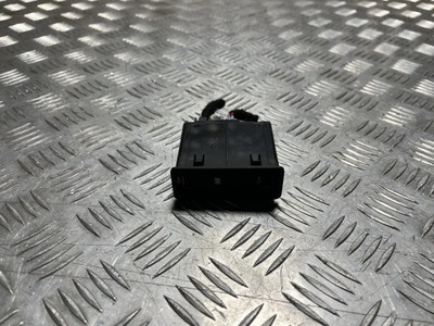 Port роз'єм usb sd renault koleos ii 16- фото №1