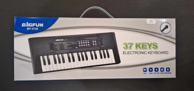 Keyboard z wbudowanym mikrofonem