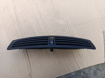 Средняя решётка обдув ford c-max mk2 фото №1