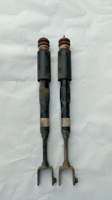 Амортизатор задня задній лівий правий alfa romeo giulietta комплект 50519035 !!! фото №1