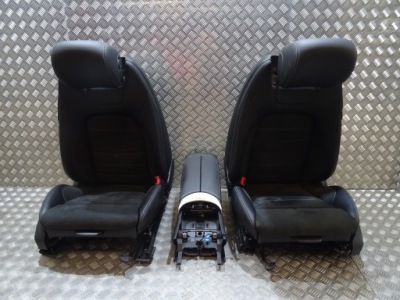 Mercedes w205 coupe lift повний сидіння обшивки заднє сидіння idealne фото №1