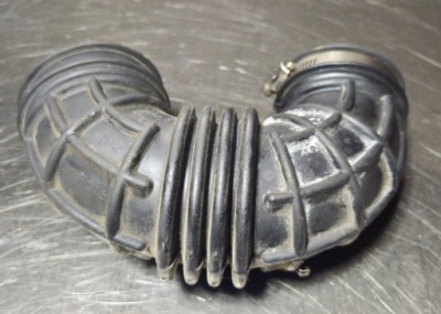 Труба пабтрубок  воздухозаборник воздуха fiat freemont фото №1