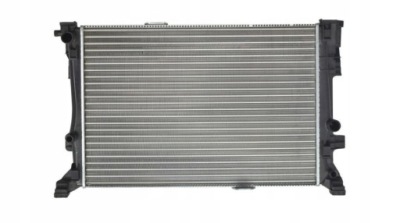 Радиатор воды mercedes a-klasse w176 2012- nowa фото №1