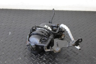 Корпус фільтра пального jaguar f-pace x761 фото №1