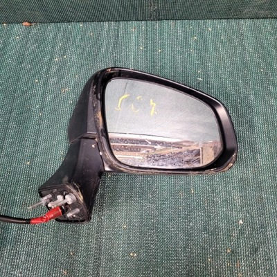 Зеркало правое toyota corolla cross 2022- фото №1