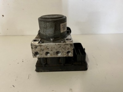 Насос abs opel insignia lift 23321781 23321783 фото №1