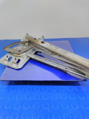 Механізм скло chrysler оригінальний номер 4574107 фото №1