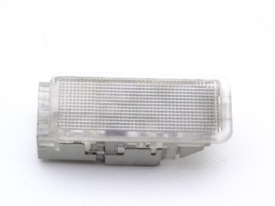 Citreon c5 iii 07-17 лампа кабины фото №1