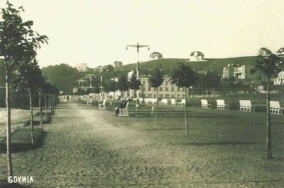 Pocztówka promenada nadmorska w Gdyni 1929 rok