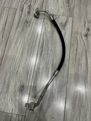 Шланг патрубок трубка кондиціонера bmw f30 f31 2.0 d 9212082 фото №1