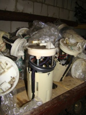 Nissan primera p12 1.8 b насос топлива фото №1