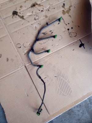 Повернення палива трубки пального 2.0 hdi jtd scudo jumpy c8 807 expert ulysse phedra фото №1