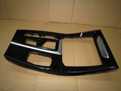 Bmw x3 g01 накладка корпус рамка туннель консоли фото №1