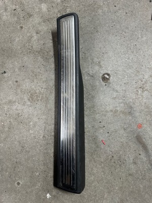 Mercedes w222 молдинг поріг внутрішня правий задня фото №1