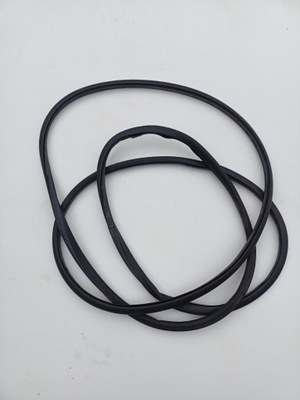 Volvo xc60 ii 2017+ 17+ прокладка дверь левый перед фото №1