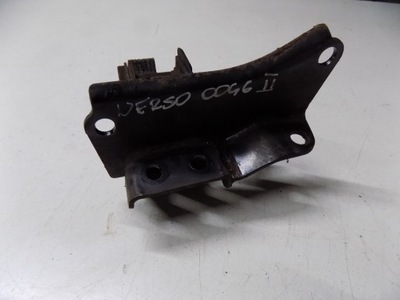 Corolla verso ii 2.2 d4d кронштейн подушка двигателя фото №1