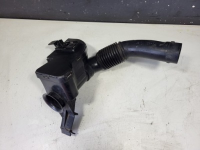 Резонатор ловушка воздуха peugeot 2008 фото №1