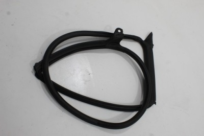 Audi a7 c8 4k прокладка дверь задняя правая 4k8833708d фото №1